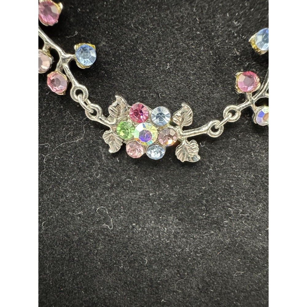 Vintage Pastel Rhinestone‎ Flower Necklace - 19" - Picture 3 of 9